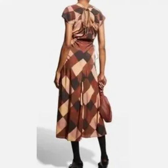 A.L.C. Amira Cutout Ruched Color-block Stretch-silk Dress - Picture 3 of 12